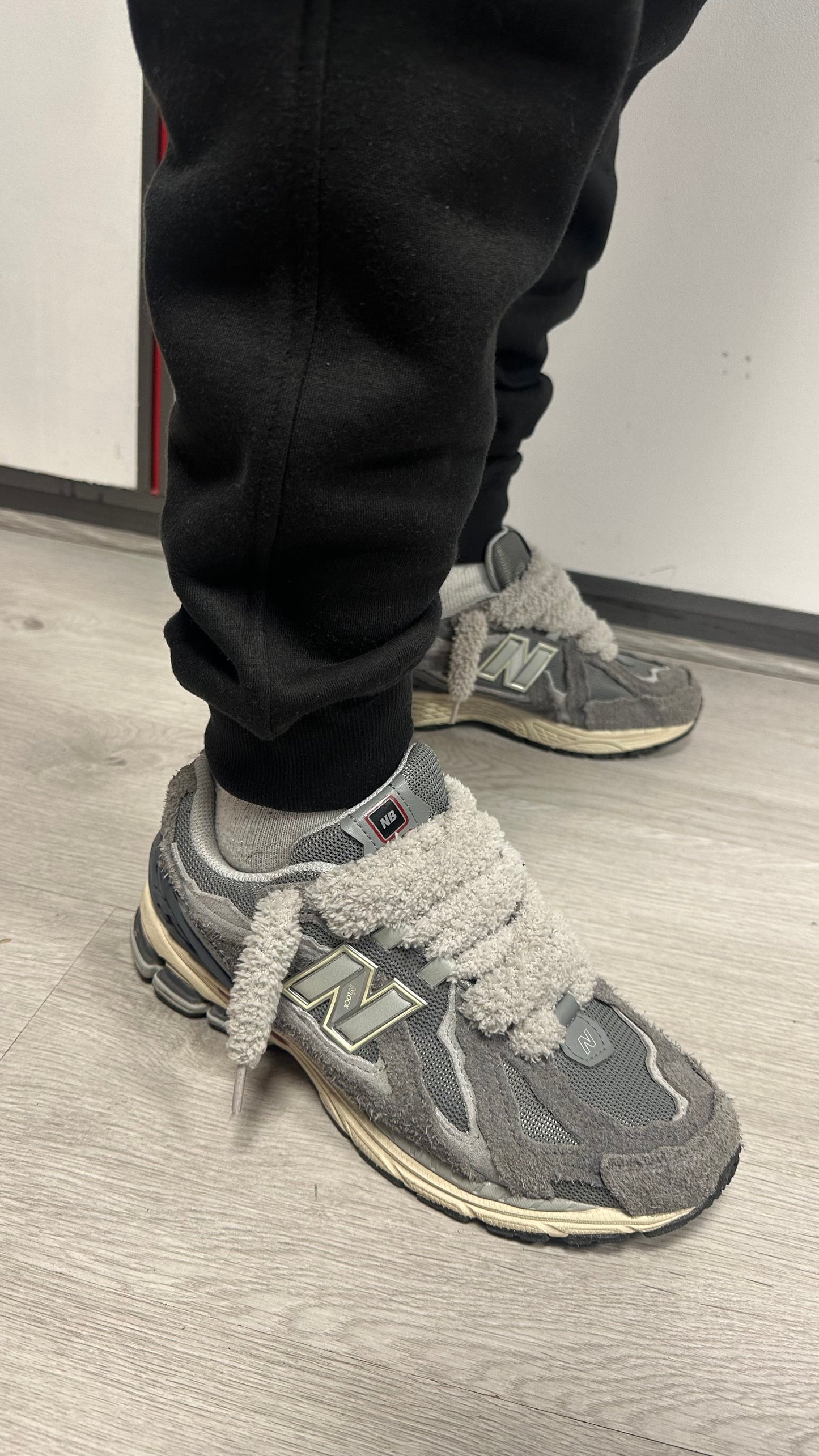 Jogging pants with logo